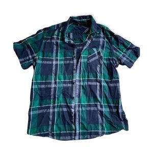 Plaid Button down Flannel Youth short sleeve XL